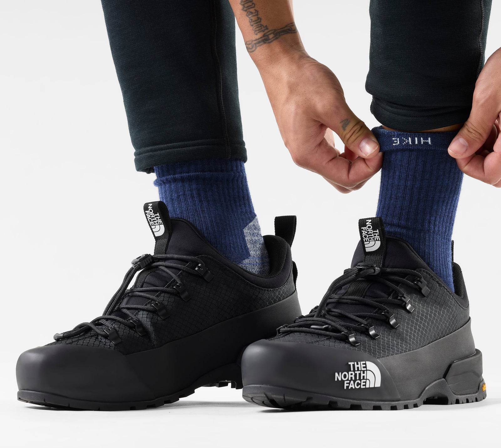 Hike Crew Socks Deep Navy/Nightfall - ver - 2