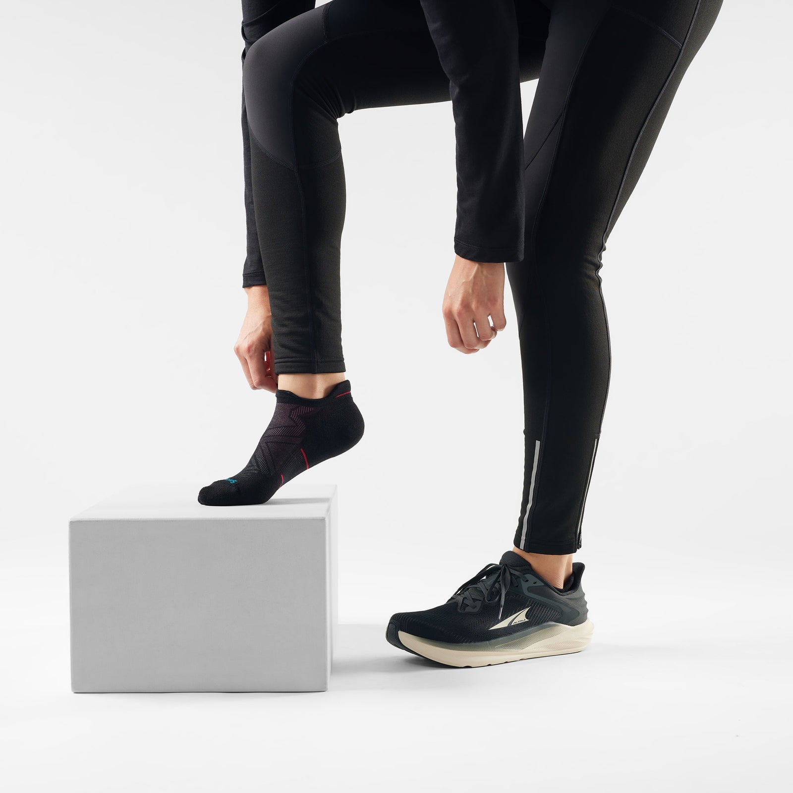 Women's Run Low Ankle Socks Black - ver - 2