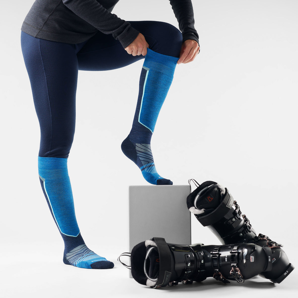 Ski Over The Calf Socks Set  - ver - 2