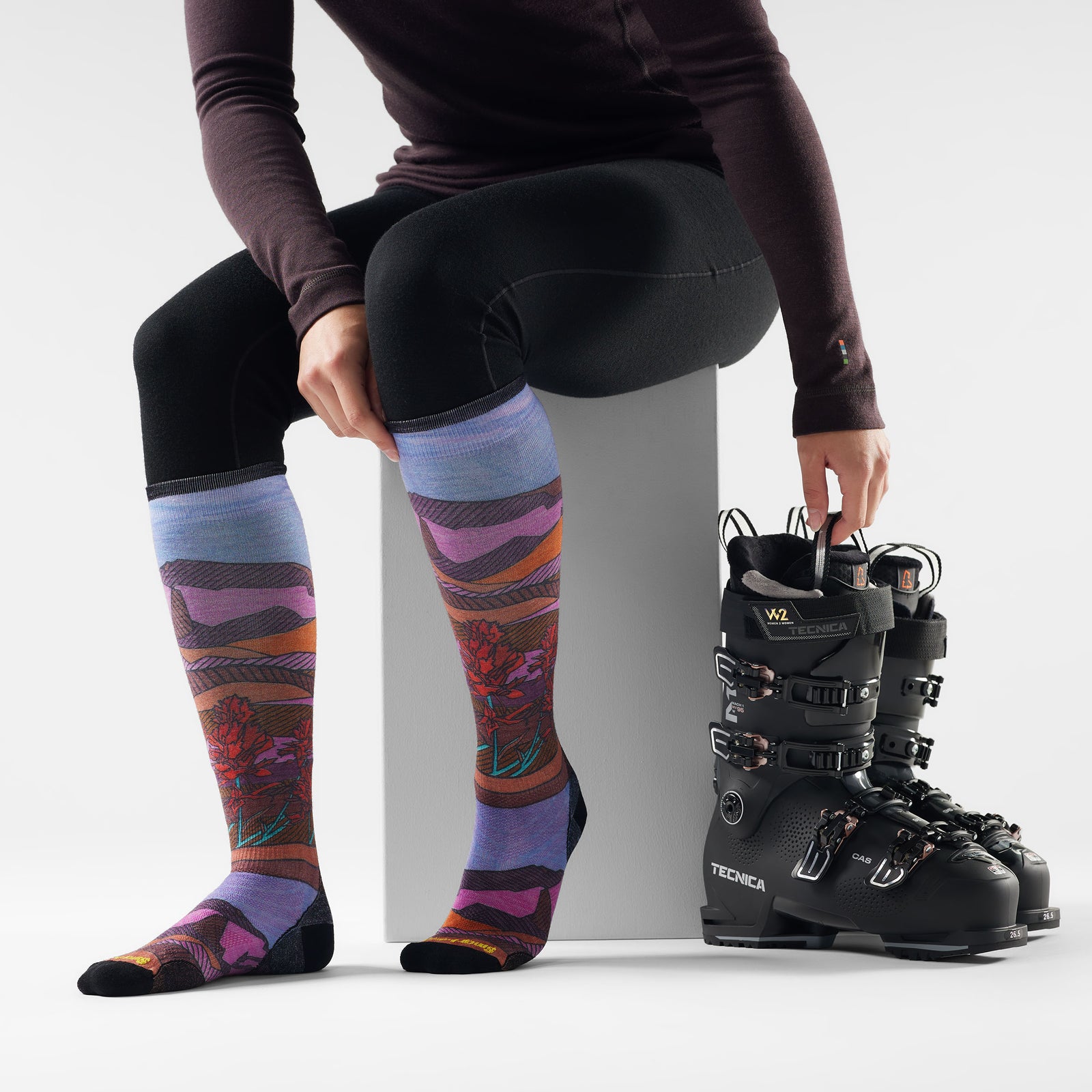 Women's Ski Floral Field Print Over The Calf Socks Picante - ver - 2