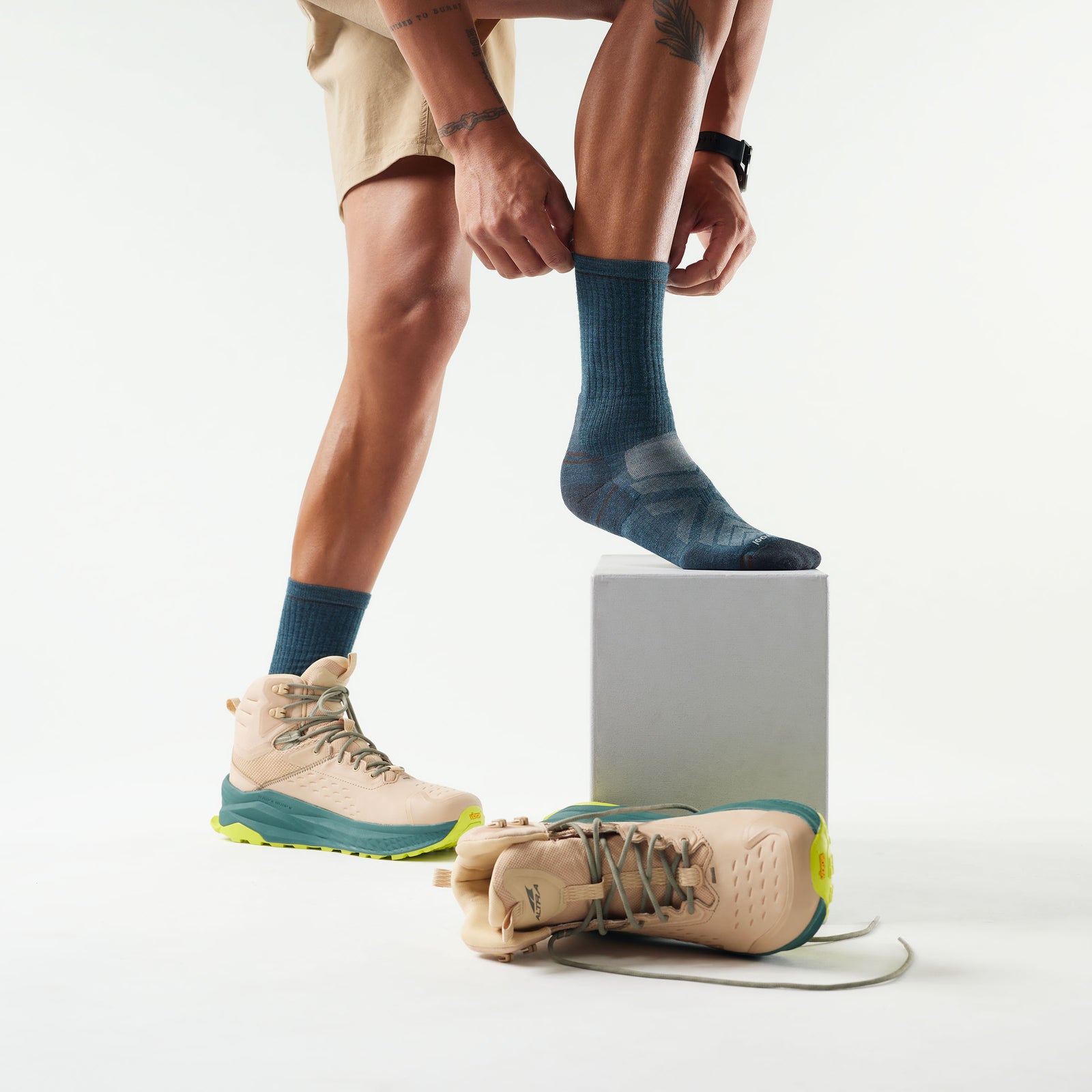 Hike Crew Socks Twilight Blue - ver - 2