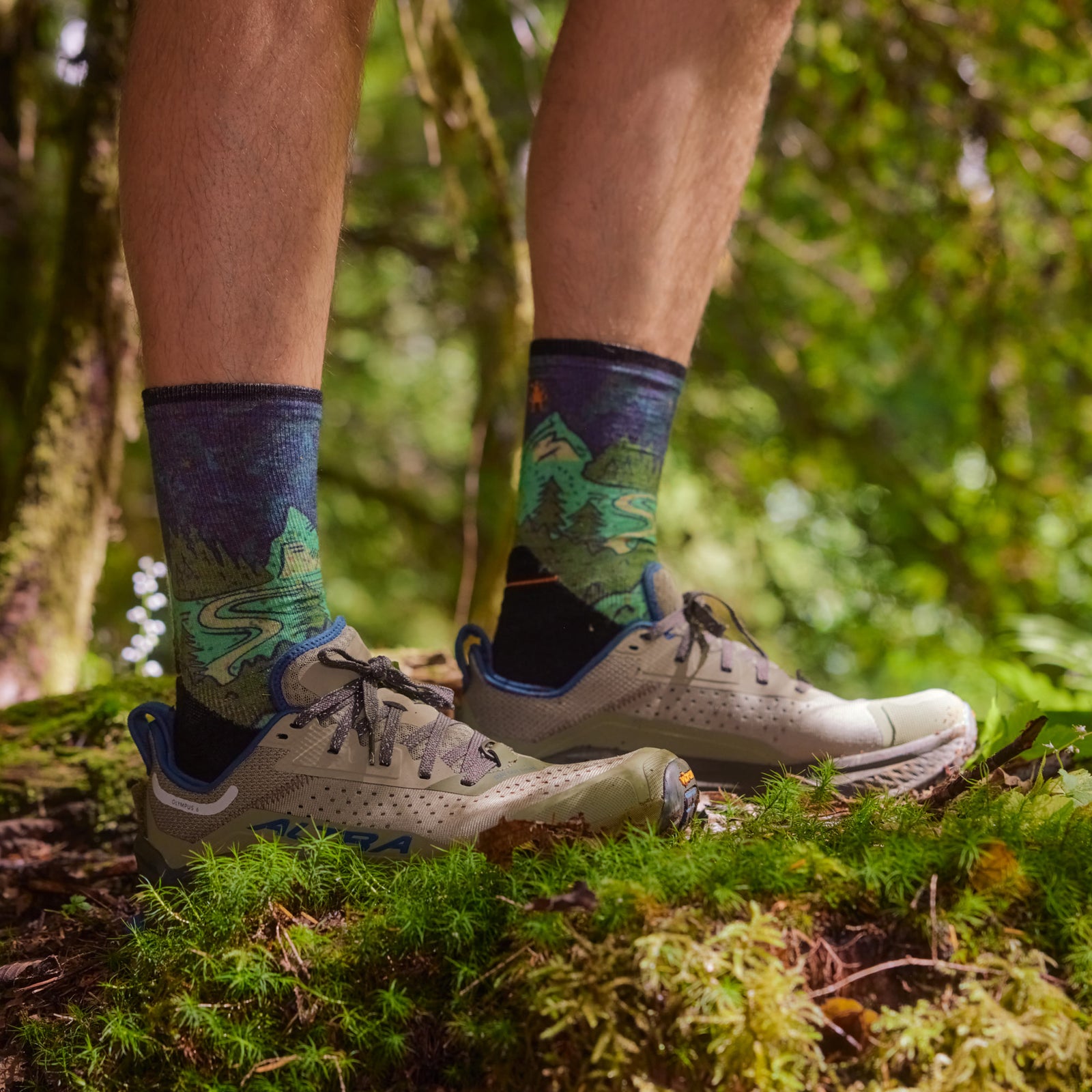Trail Run Neature Print Crew Socks Twilight Blue - ver - 2
