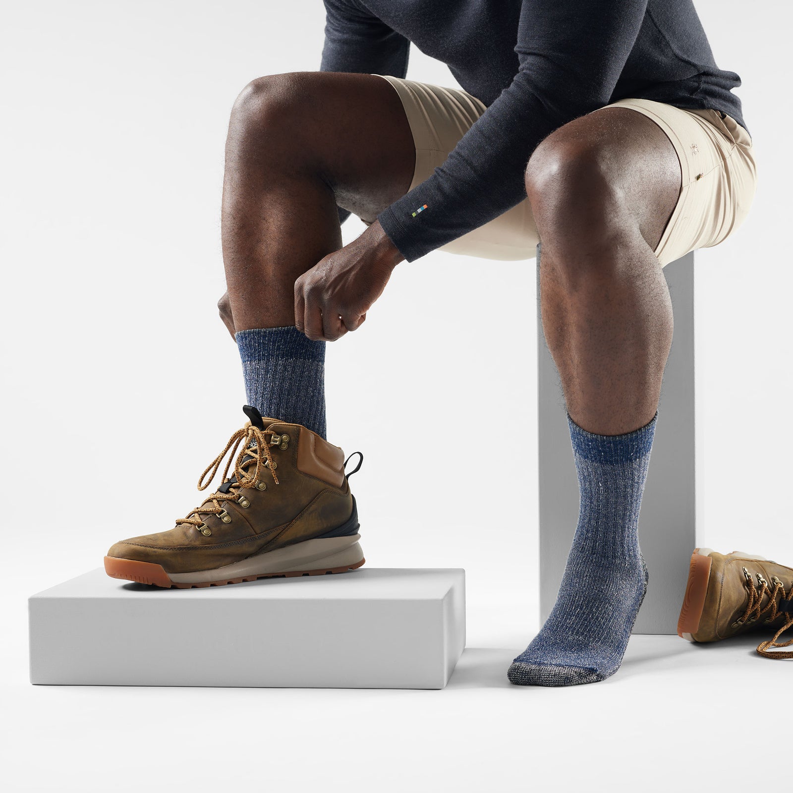 Hike Classic Edition Second Cut Crew Socks Deep Navy - ver - 2