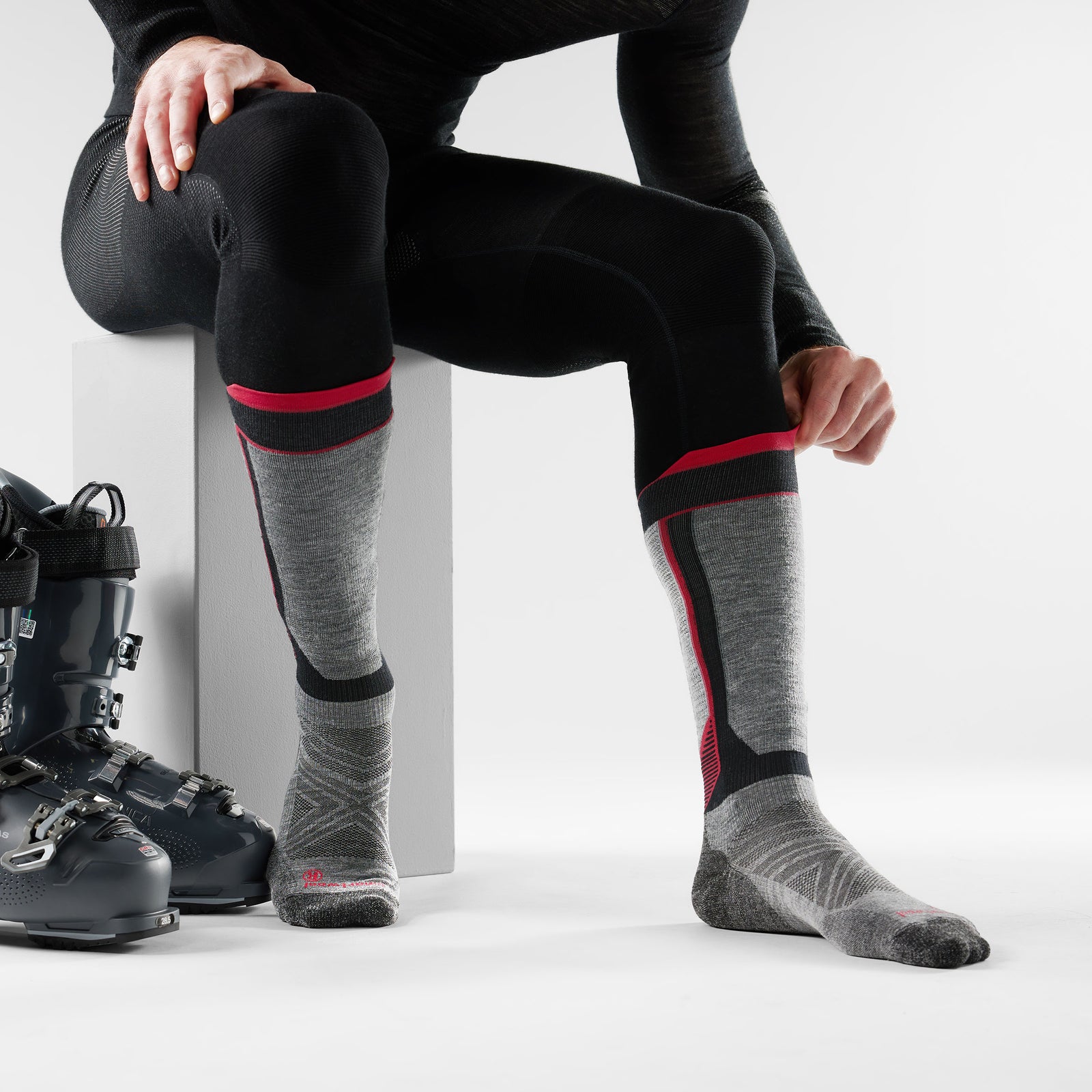 Intraknit™ Ski Over The Calf Socks Black - ver - 2
