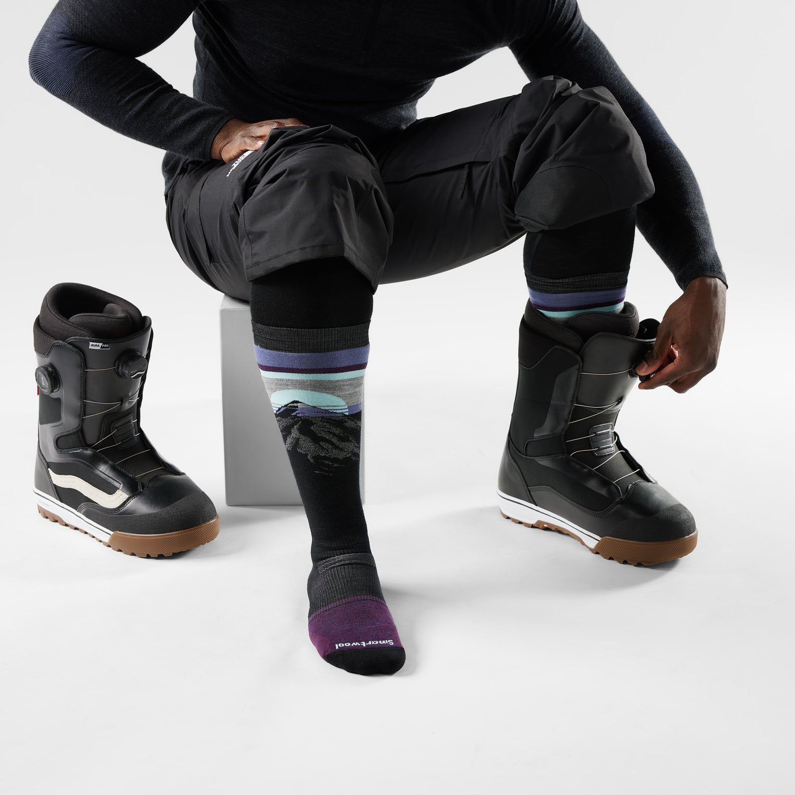 Snowboard Mountain Sunrise Over The Calf Socks Black - ver - 2
