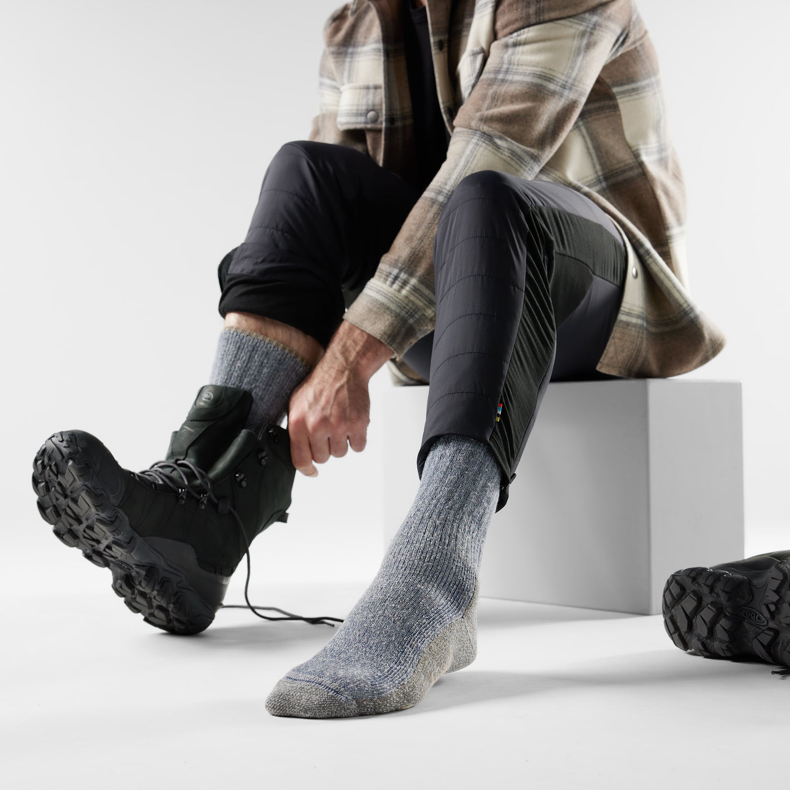 Mountaineer Classic Edition Second Cut™ Crew Socks Alpine Blue - ver - 2