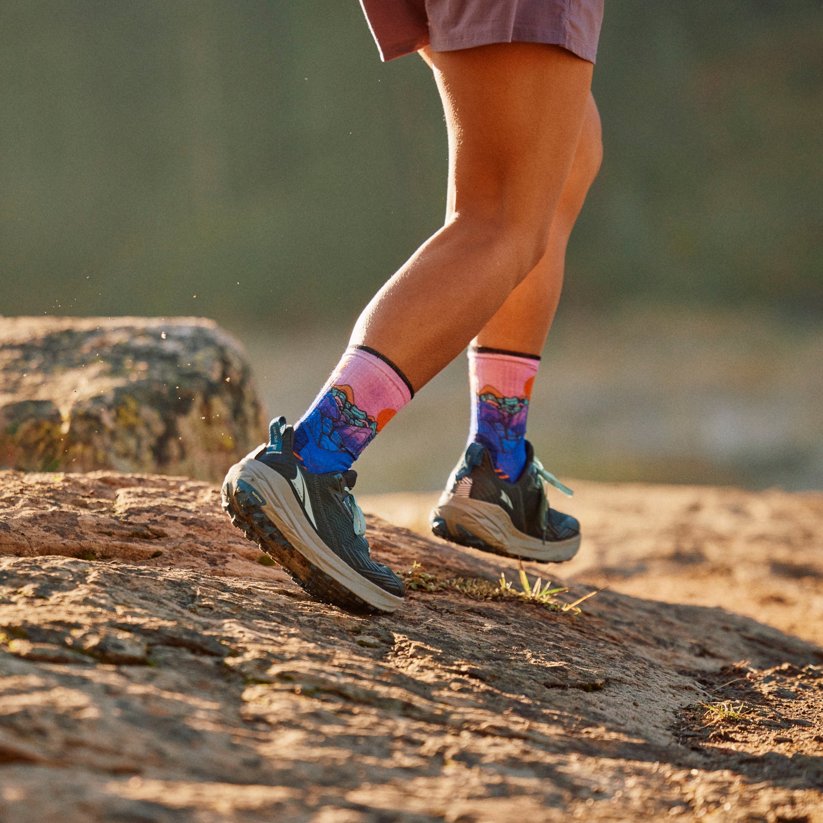 Calze da trekking da donna Targeted Cushion Mountain Sunrise Print Crew  - visualizza - 4