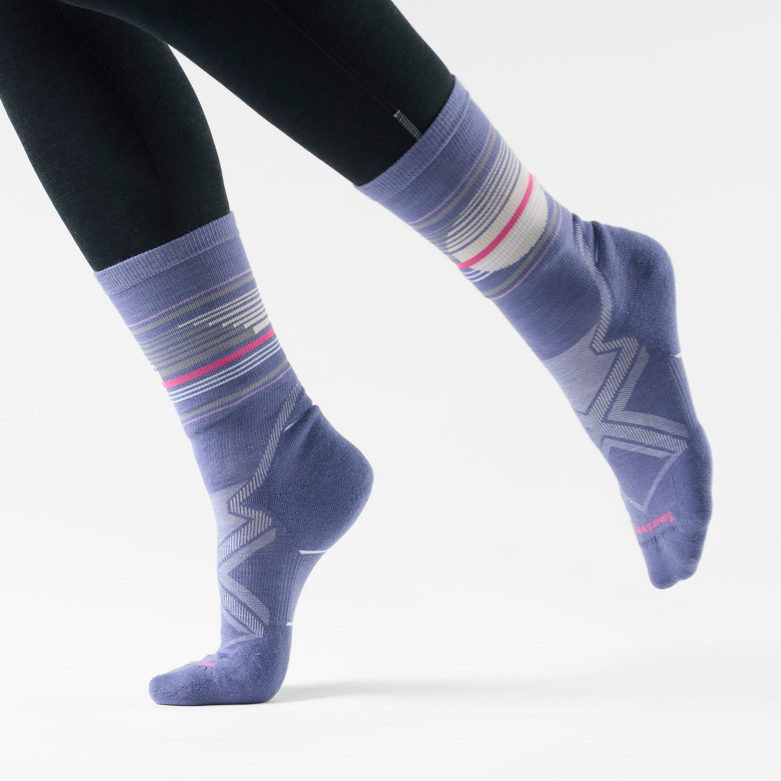 Women's Run Cold Weather Glow Track Crew Socks Nightfall Blue - ver - 2