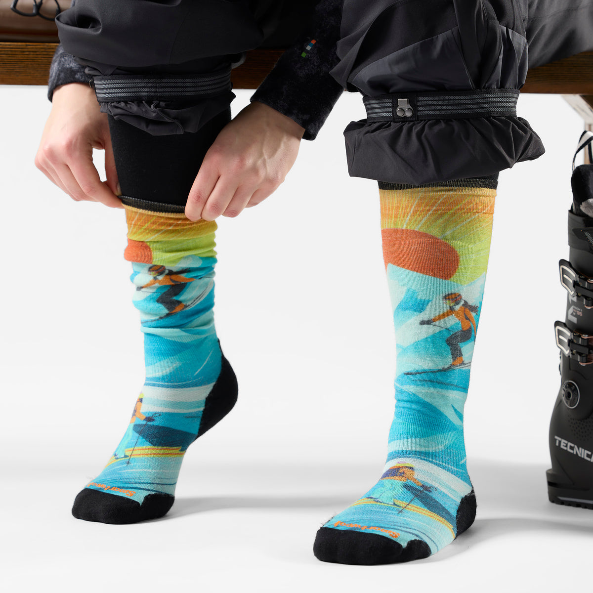 Women's Ski Steep Days Print OTC Socks Serene Blue - ver - 2