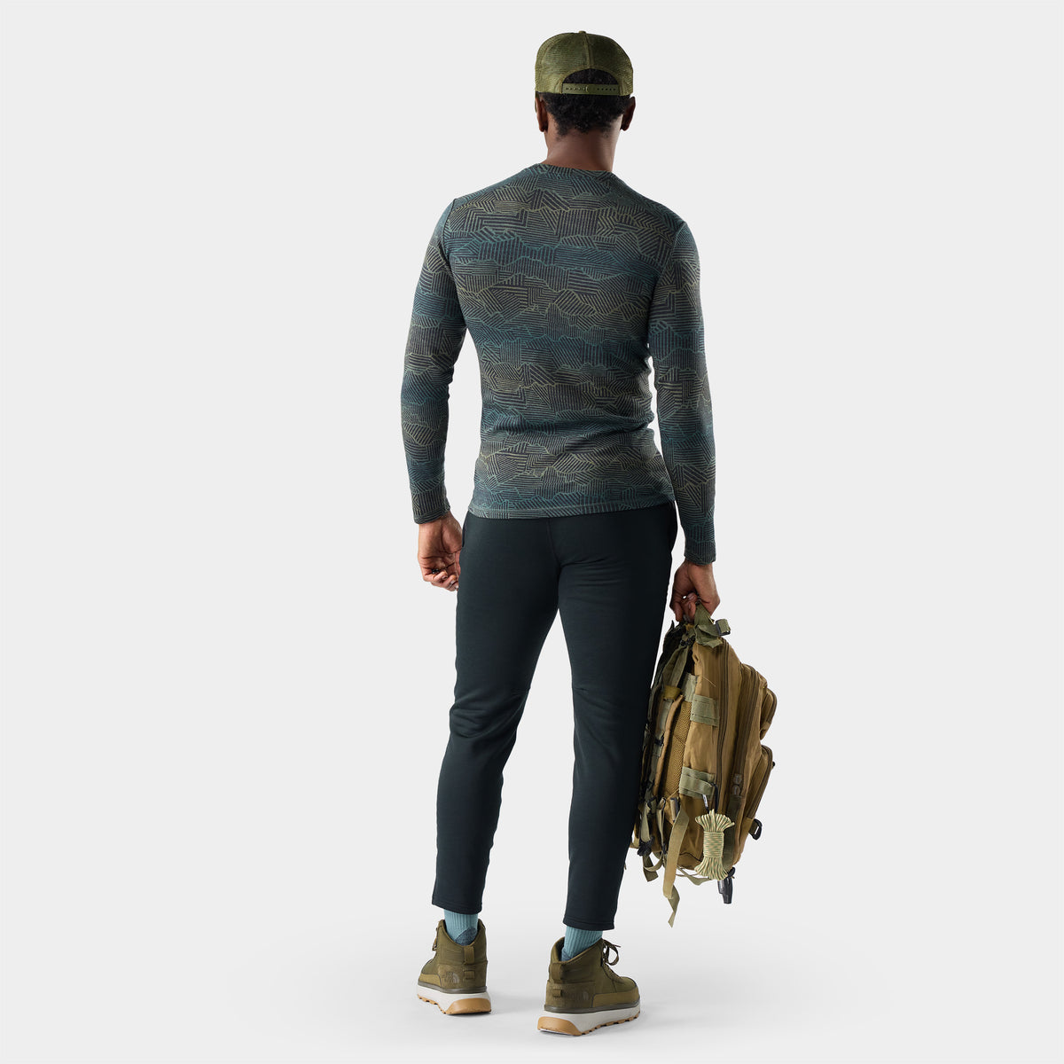 Classic Thermal Base Layer Crew Charcoal Linear Peaks - ver - 2