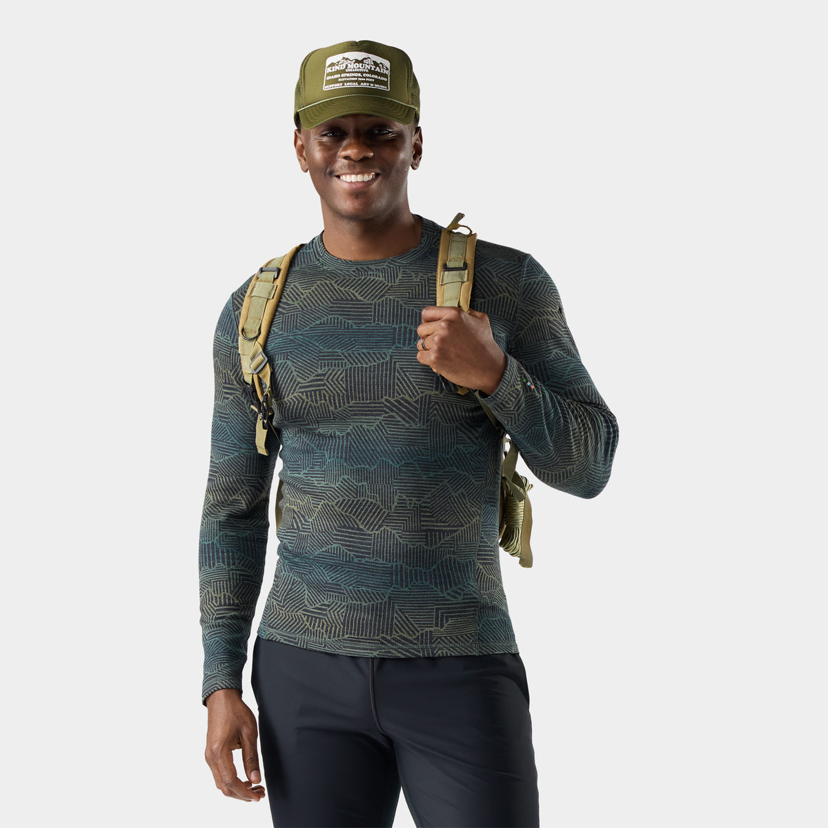 Classic Thermal Base Layer Crew Charcoal Linear Peaks - ver - 1