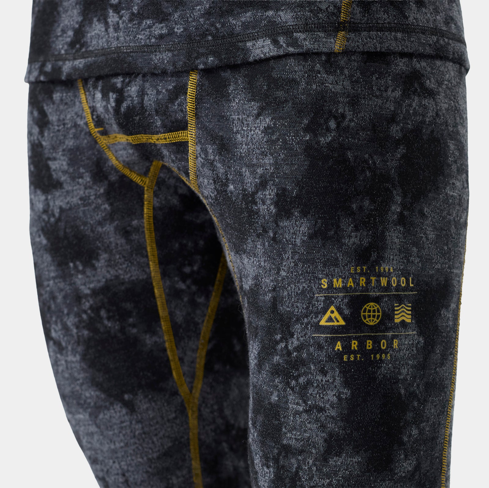Classic Thermal Base Layer 3/4 Bottom Black Tie Dye/Hny Gold - ver - 3