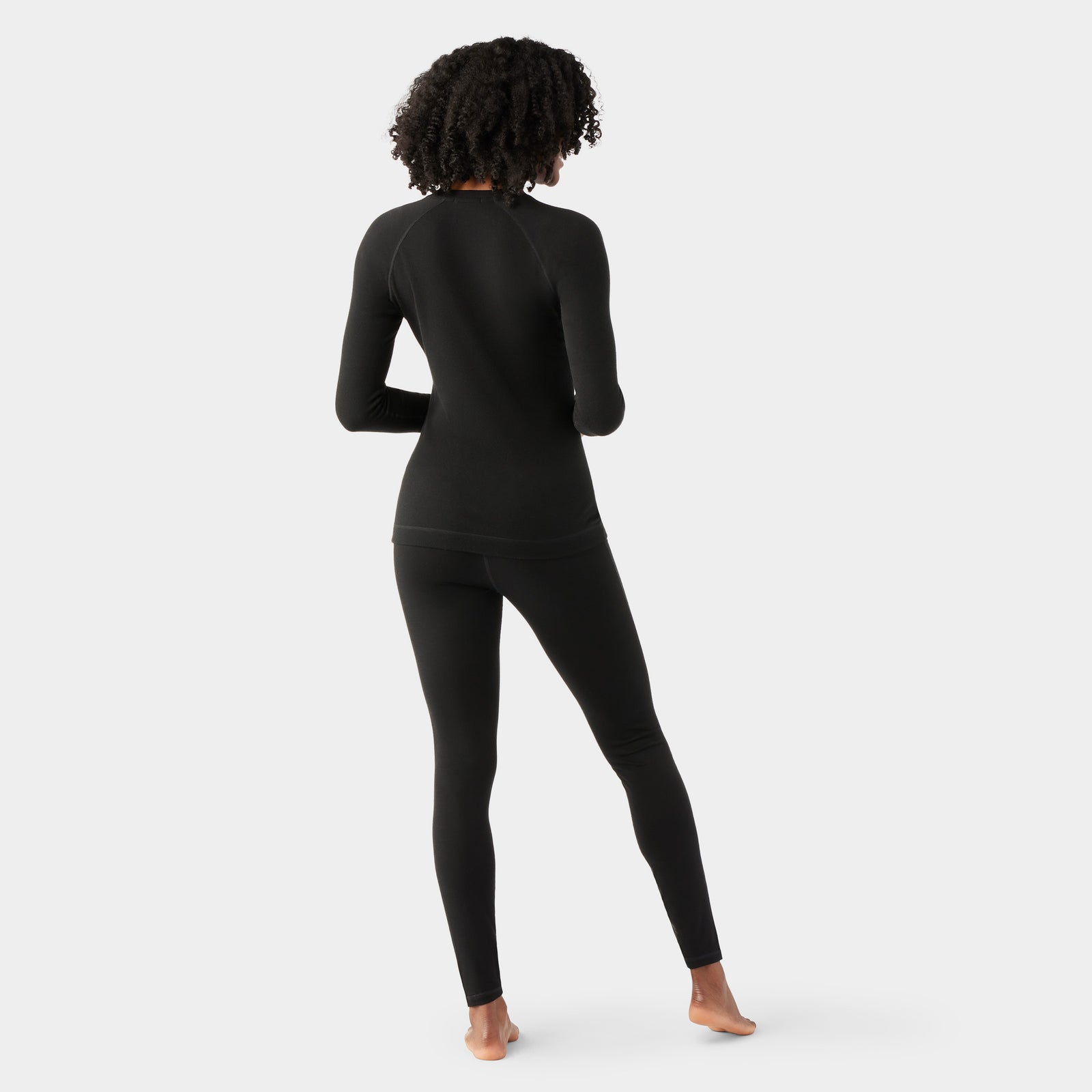 Women's Classic Thermal Merino Base Layer Crew Boxed Black - ver - 2